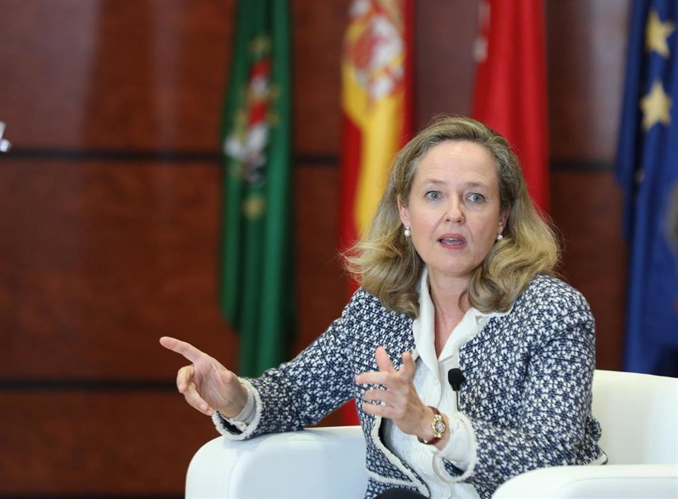 La vicepresidenta primera y ministra de Asuntos Económicos, Nadia Calviño.