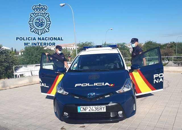Coche de la Policía Nacional