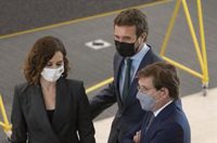 'Génova' da alas a Almeida en la batalla por el PP de Madrid y cree que los pasos de Ayuso complican su candidatura