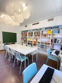 Archivo - Biblioteca con mobiliario de IKEA