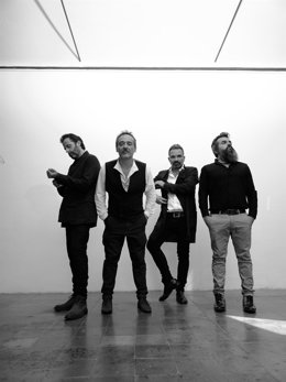 Integrantes del grupo Love of Lesbian