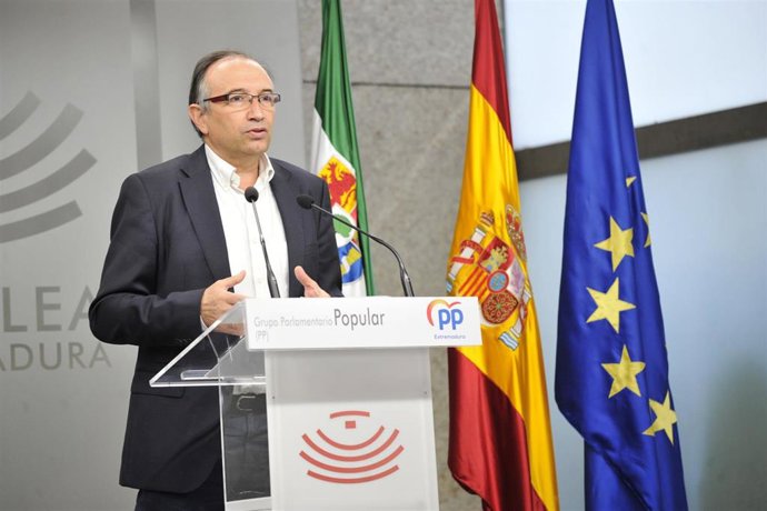 El diputado del PP en la Asamblea de Extremadura Laureno León