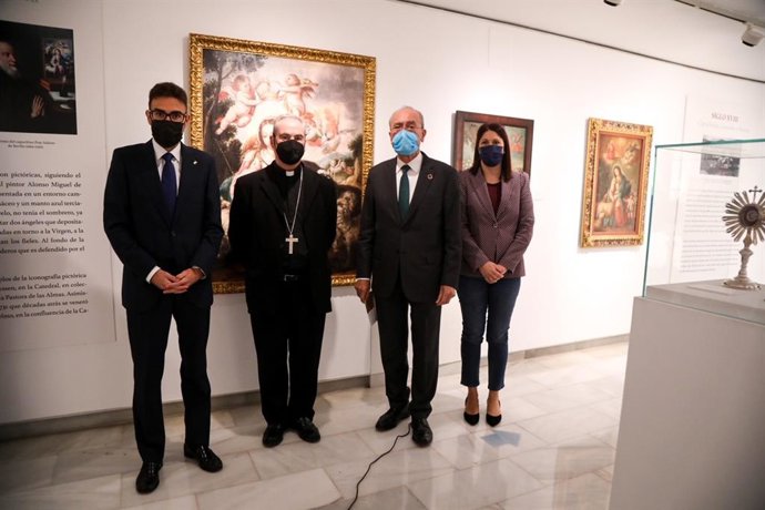 Presentación de la exposición que recorre la historia de los casi tres siglos de la Divina Pastora en Málaga