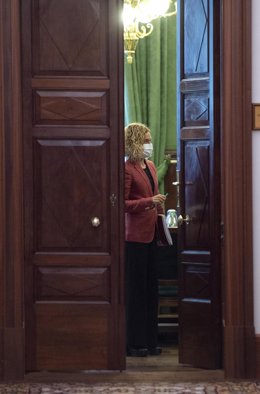 Archivo - La presidenta del Congreso de los Diputados, Meritxell Batet, en la puerta de la Sala Mariana Pineda.