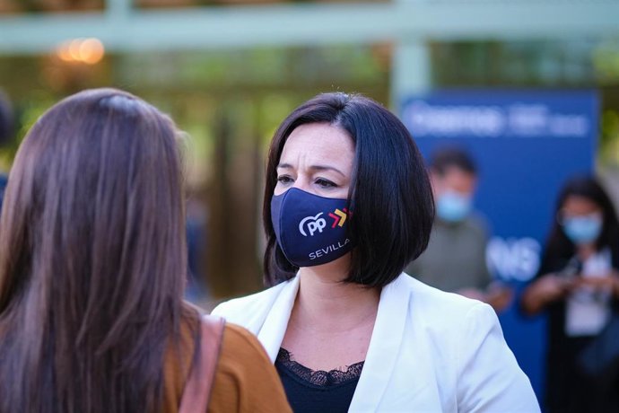 La presidenta del PP de Sevilla, Virginia Pérez.