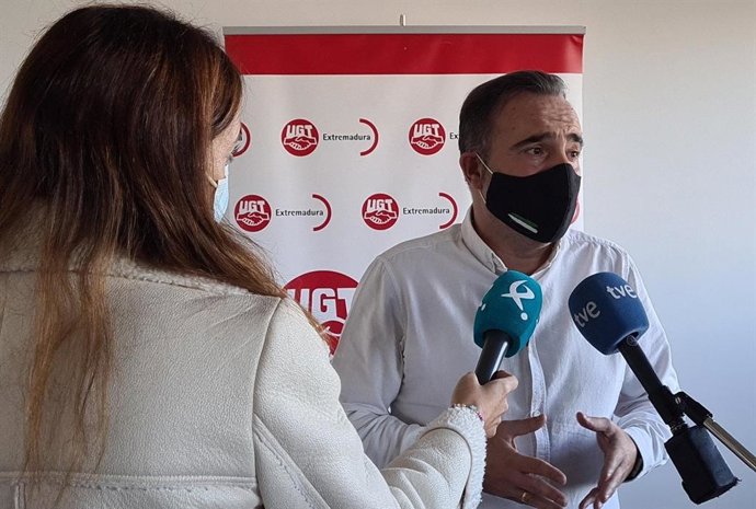 El secretario de Política Institucional y Empleo de UGT Extremadura, Francisco Morcillo
