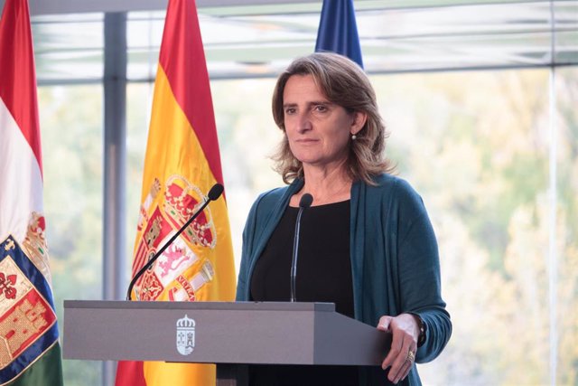 La ministra para la Transición Ecológica y el Reto Demográfico, Teresa Ribera, participa en el acto "La revolución verde y la Ciudad del Envase y el Embalaje", a 3 de noviembre de 2021, en Logroño, La Rioja, (España)