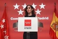Ayuso defiende que el paro ha bajado en España "gracias al empuje de Madrid"