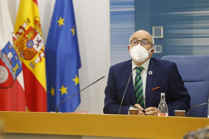 El Consejero De Sanidad, Miguel Rodríguez, Presenta Los Presupuestos De Su Departamento Para 2022.