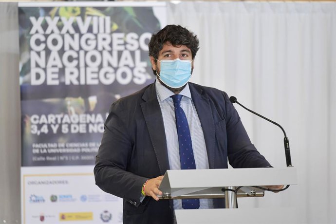 El jefe del Ejecutivo regional, Fernando López Miras, durante el XXXVIII Congreso Nacional de Riegos, en Cartagena