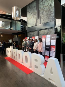 Cardenete (centro), en la inauguración del del International Summit Travel Management en Córdoba.