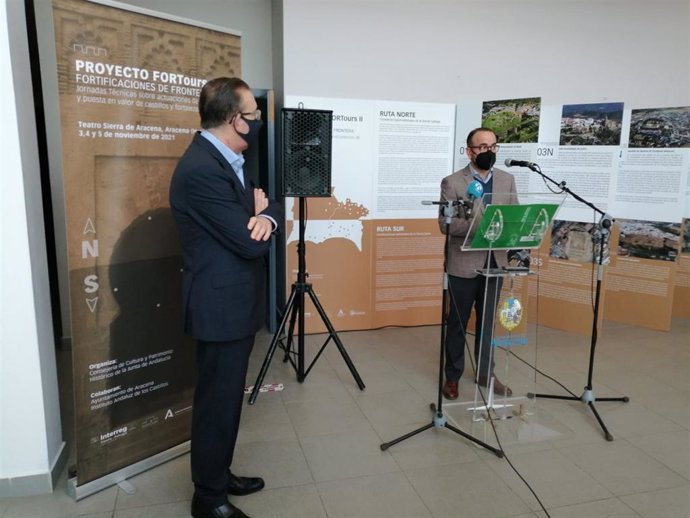 Inauguración en Aracena de las Jornadas Técnicas 'Fortificaciones de Fronteras'.