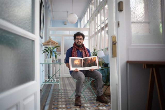 El fotoperiodista Jorge Armestar publica con Israel J. Espino el fotolibro 'Alma y Memoria'