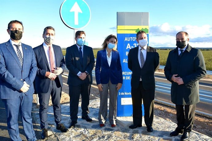 Inauguración del tramo de la A-32