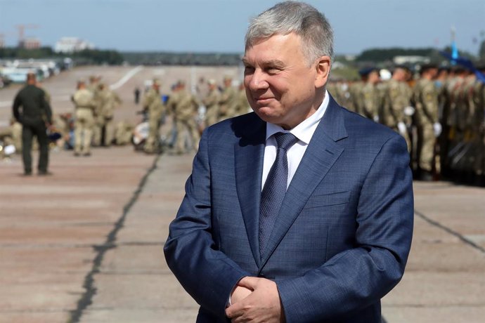 Archivo - 12 August 2021, Ukraine, Kiev: Ukrainian Minister of Defence Andrii Taran attends the rehearsal of the Kiev Independence Day Parade at Antonov Company's runway ahead of the 30th Independence Day celebration. Photo: -/Ukrinform/dpa