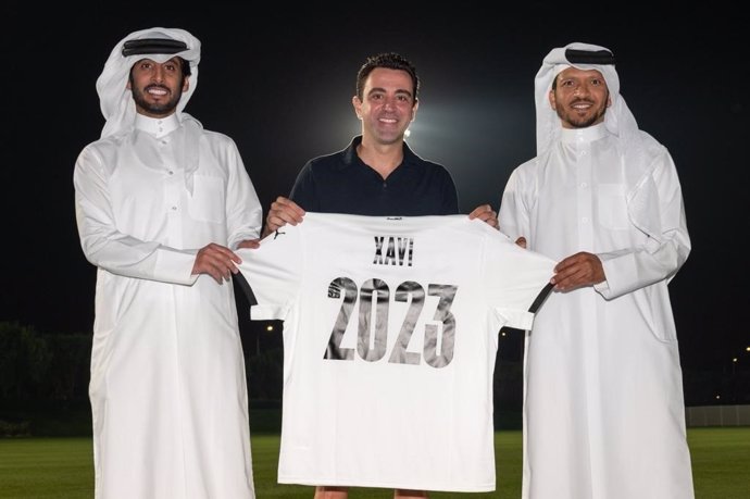 Archivo - El entrenador Xavi Hernández renueva con el Al-Sadd de Catar hasta 2023