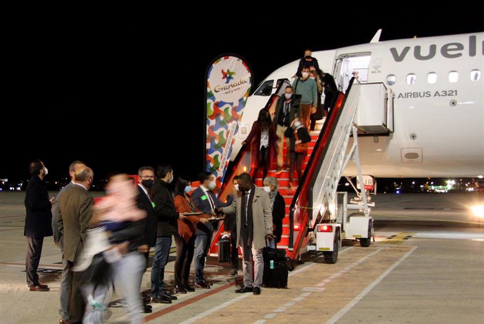 Vuelo inaugural París-Granada de Vueling