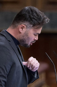 Rufián diu a Sánchez que necessita ERC per continuar a La Moncloa: "No sé si li queda benzina"