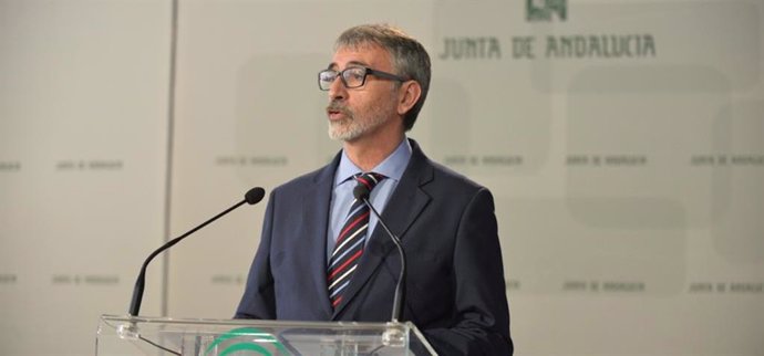 Francisco Piniella, rector de la Universidad de Cádiz.