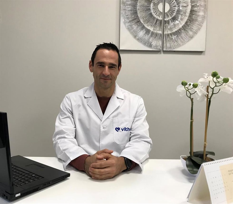 Pediatras advierten de un año escolar "más complicado" por repuntes en enfermedades como gripe o bronquiolitis. En la imagen el doctor Antonio Conejo.