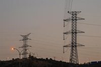 El precio de la luz se estabiliza este viernes en 171,45 euros/MWh