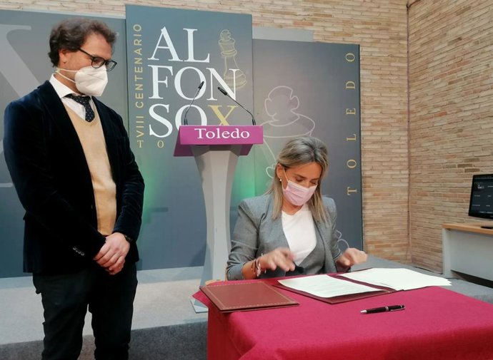 Tolón firma la cesión del Salón Rico al Consorcio y presenta las actividades para el 20 aniversario de la institución