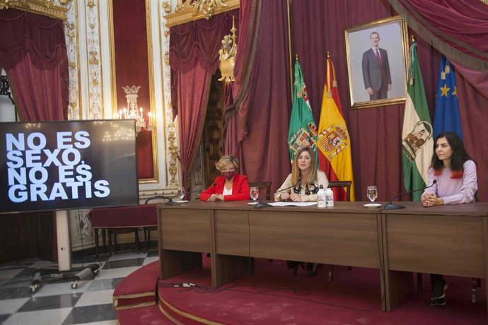 Presentación de la campaña 'No es sexo, no es gratis'.