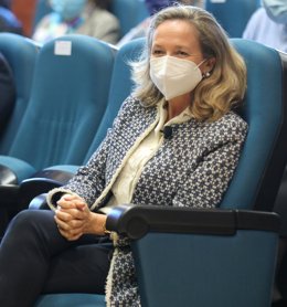 La vicepresidenta primera y ministra de Asuntos Económicos, Nadia Calviño.