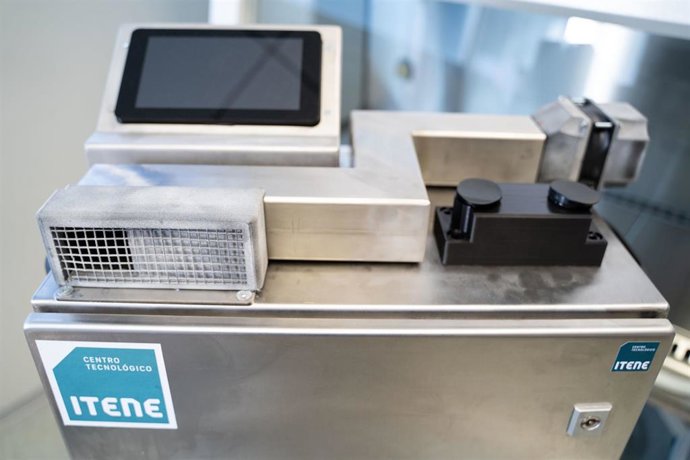 Dispositivo tecnológico desarrollado por ITENE en el marco del proyecto ViriSens y que se utilizará en BeSafe.