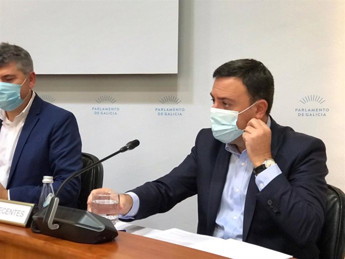 El presidente de la Diputación de A Coruña, Valentín González Formoso, en su comparecencia en la comisión de presupuestos del Parlamento de Galicia