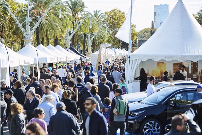 Archivo - Arxiu - Una edició de l'Expoelectric a l'Arc de Triomf de Barcelona