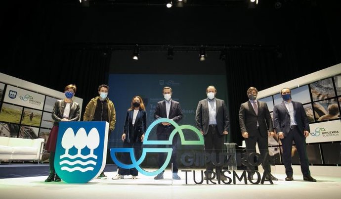 CONGRESO RETOS DEL TURISMO EN GIPUZKOA EN HONDARRIBIA