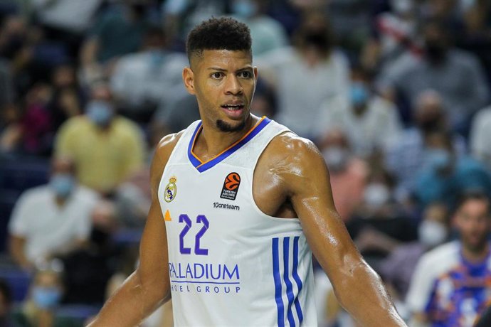 Archivo - Walter Tavares durante un partido del Real Madrid