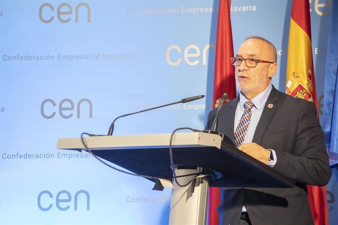 El consejero de Universidad, Innovación y Transformación Digital, Juan Cruz Cigudosa, en la clausura de la jornada