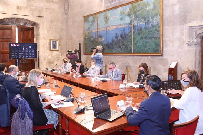 La Comisión de las Islas de la CRPM insta a evitar que territorios insulares salgan de la crisis con más desventajas.