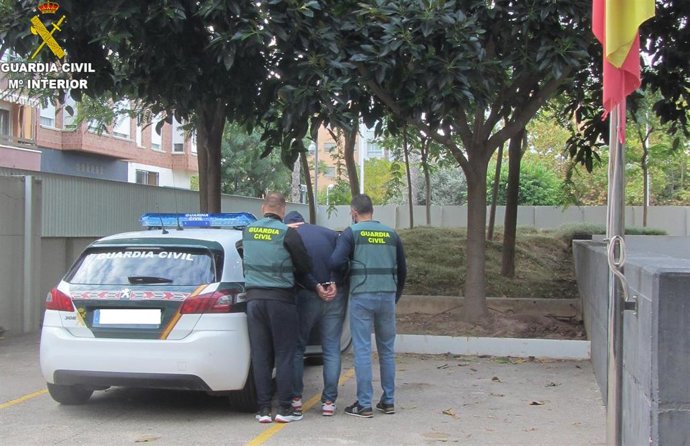 Tres detenidos por reyertas multitudinarias en Moncada