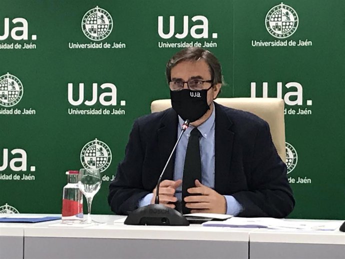 Archivo - El rector de la UJA, Juan Gómez/rector