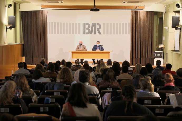 Reunión del consejero de Educación, Pedro Uruñuela, con los equipos docentes