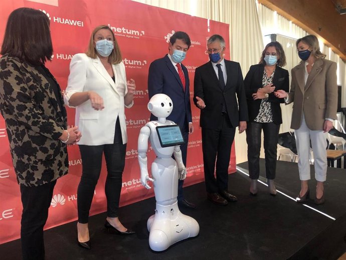 Mañueco inugura Congreso Nacional de Servicios Sociales