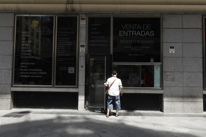 Archivo - Veta de entradas en una imagen de archivo 