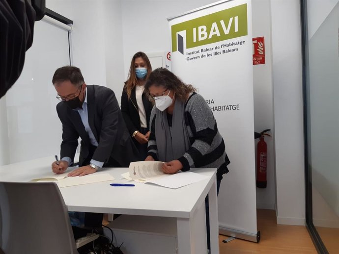 El conseller de Movilidad y Vivienda, Josep Marí, en Ibiza.