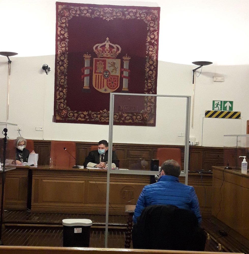 Archivo - Juicio en la Audiencia de Granada contra el exalcalde de Castril José Juan López Ródenas (archivo)