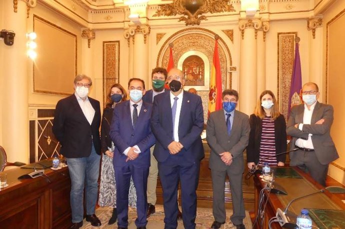 Reunión entre las diputaciones y las organizaciones empresariales de Soria, Cuenca y Teruel.