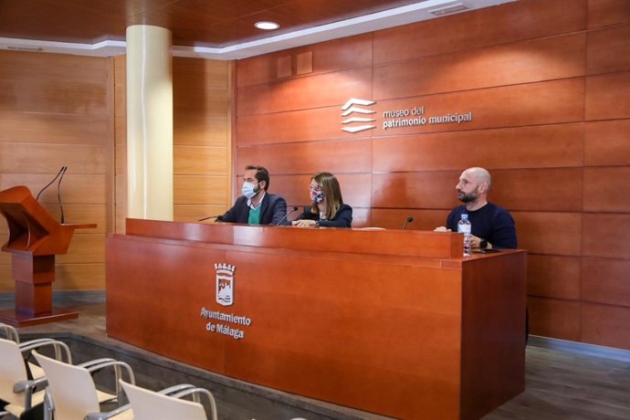 Luis Verde, Susana Carillo y Raúl López, en rueda de prensa de la junta de gobierno local