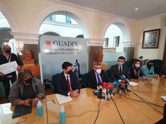 Firma de un manifiesto por el Corredor Mediterráneo