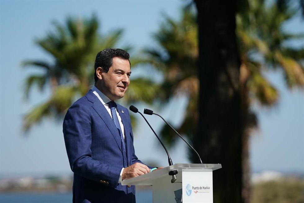 Archivo - El presidente de la Junta, Juanma Moreno