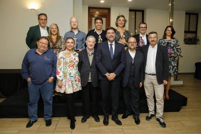 El atleta paralímpico Iván Cano, el 'popular' Carlos Mazón, y el restaurador César Anca, Reyes Magos 2022