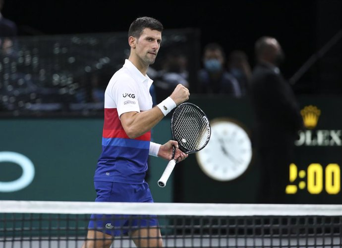 Novak Djokovic of Serbia celebrates his first round victory over Marton Fucsovics of Hungary during day 2 of the Rolex Paris Masters 2021, an ATP Masters 1000 tennis tournament on November 2, 2021 at Accor Arena in Paris, France - Photo Jean Catuffe / D