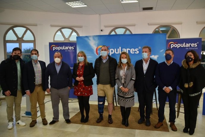 La presidenta del PP de Asturias, Teresa Mallada, esn Llanes
