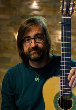 El guitarrista murciano Bienve Campoy